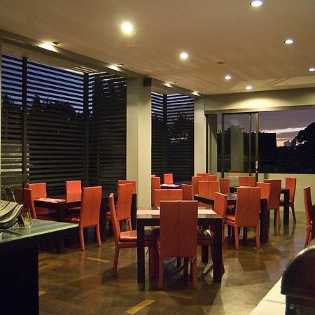 Отель The Harmony Seminyak Экстерьер фото